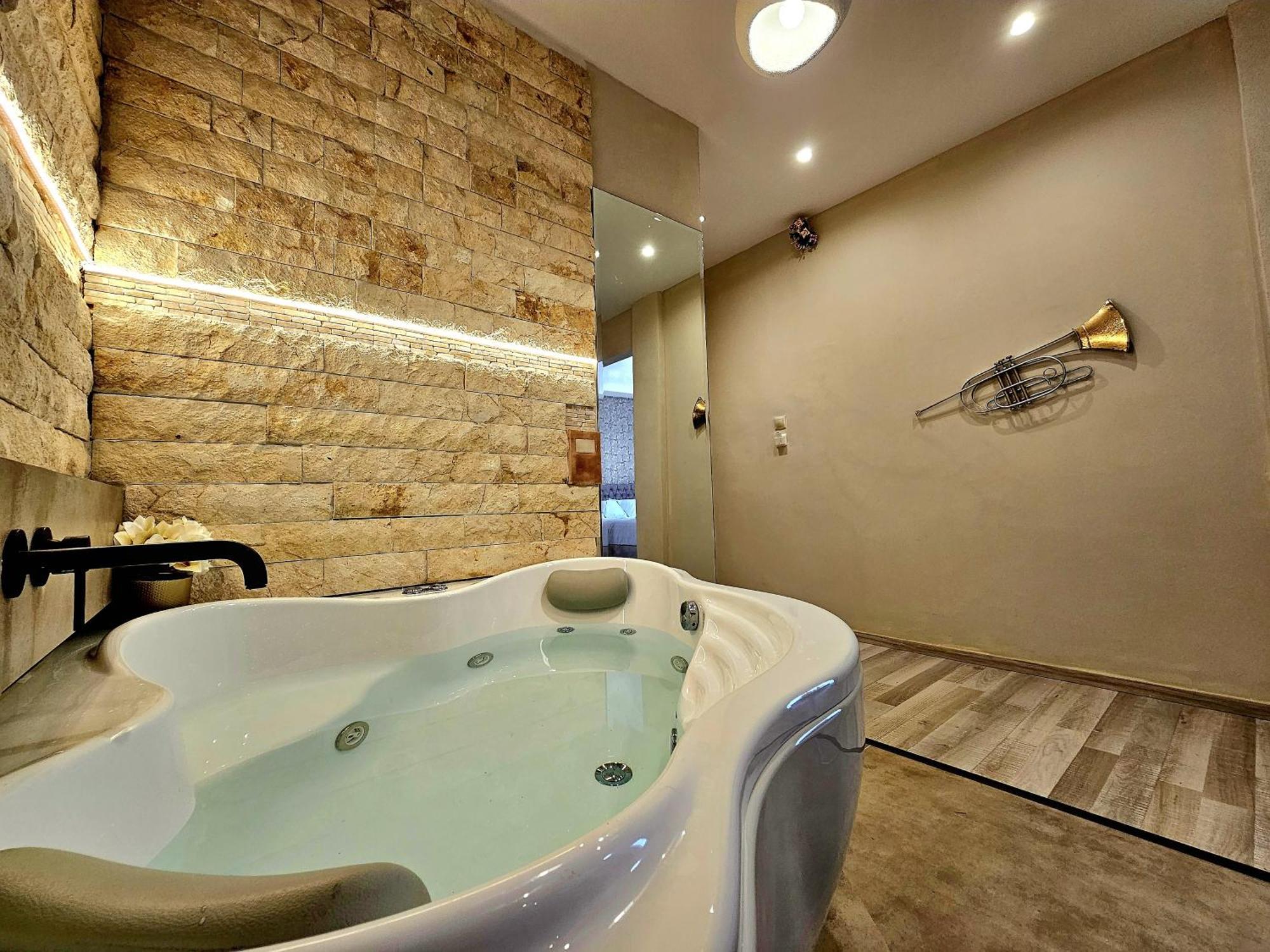 Rhodes City Golden City Center Suites מראה חיצוני תמונה