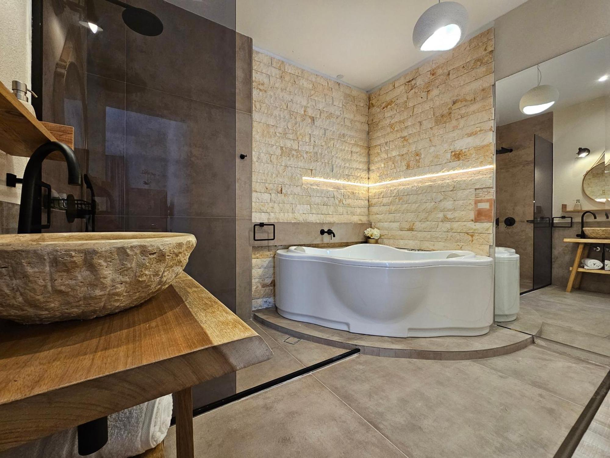 Rhodes City Golden City Center Suites מראה חיצוני תמונה