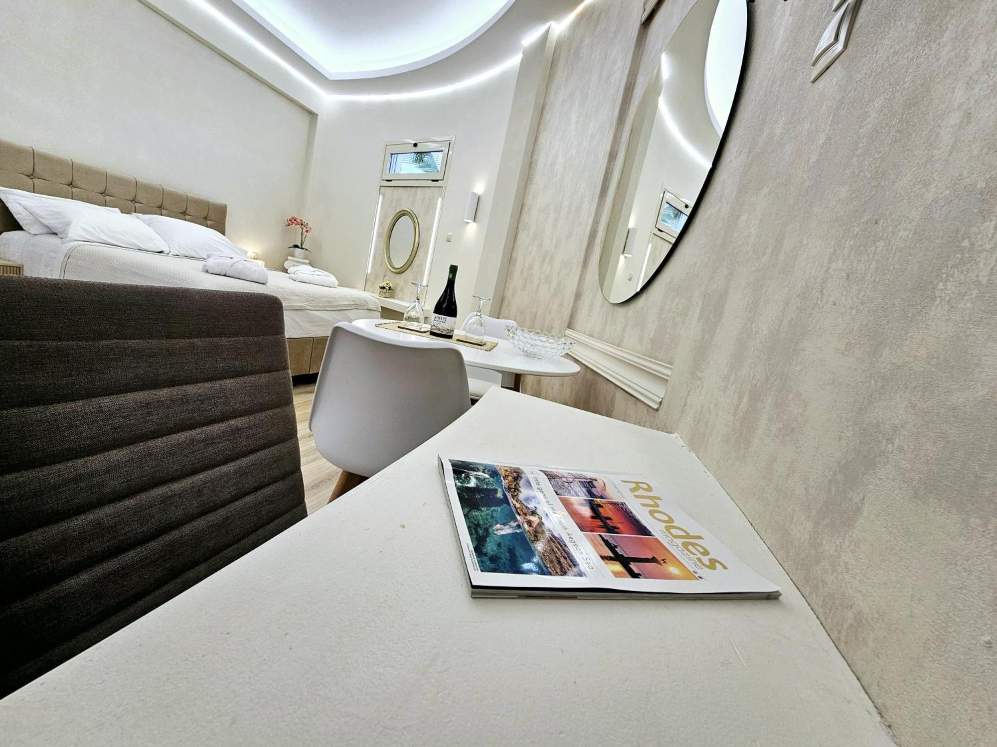 Rhodes City Golden City Center Suites מראה חיצוני תמונה