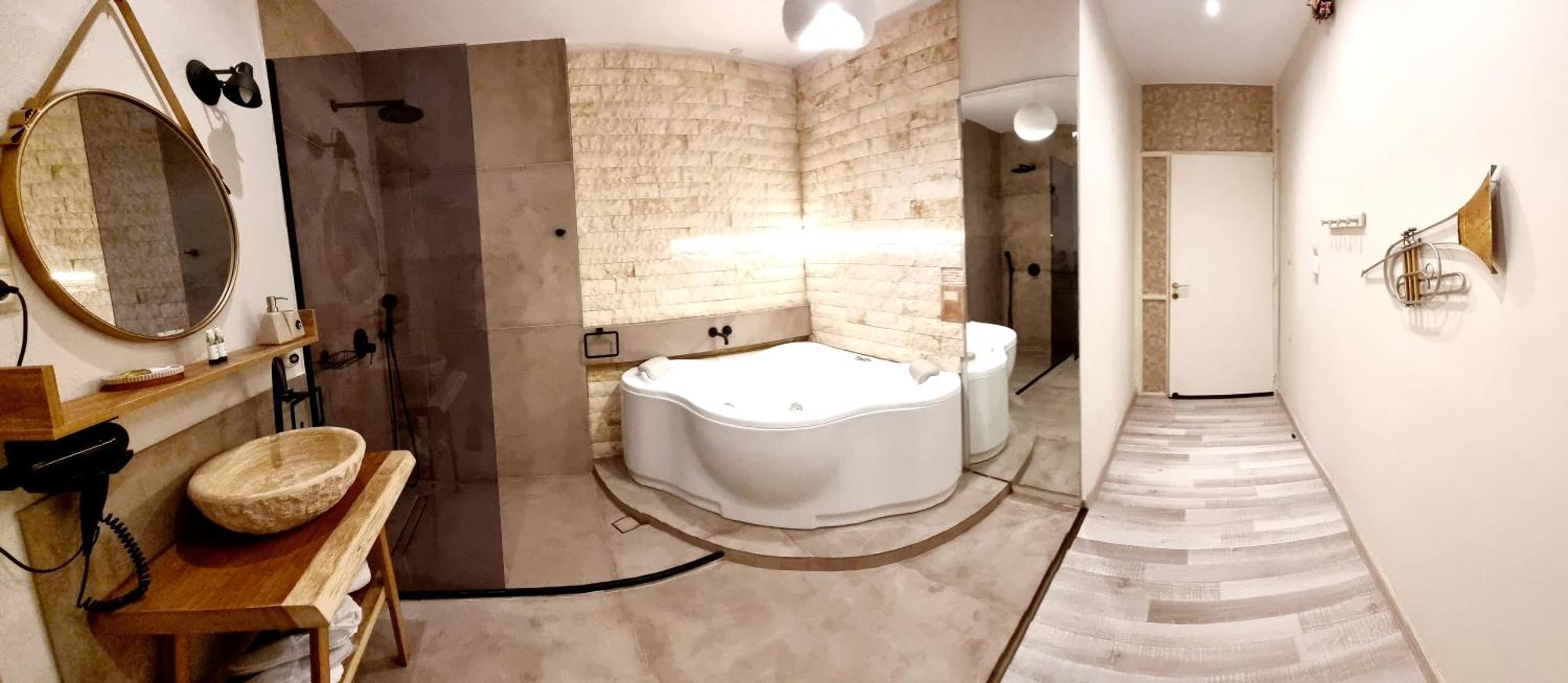 Rhodes City Golden City Center Suites מראה חיצוני תמונה
